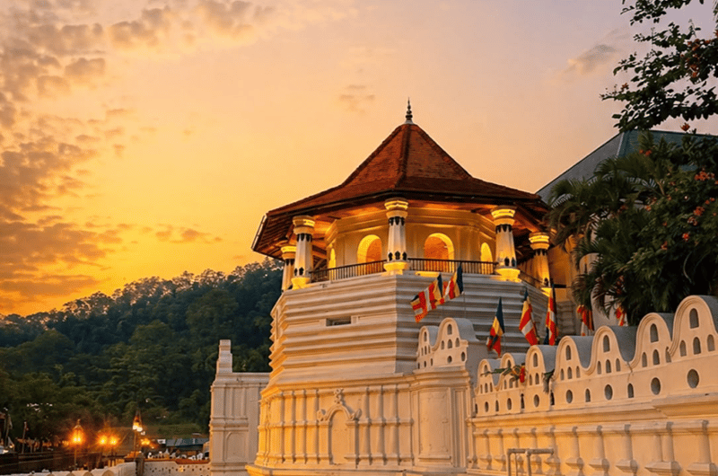 Kandy & Temple of the Tooth